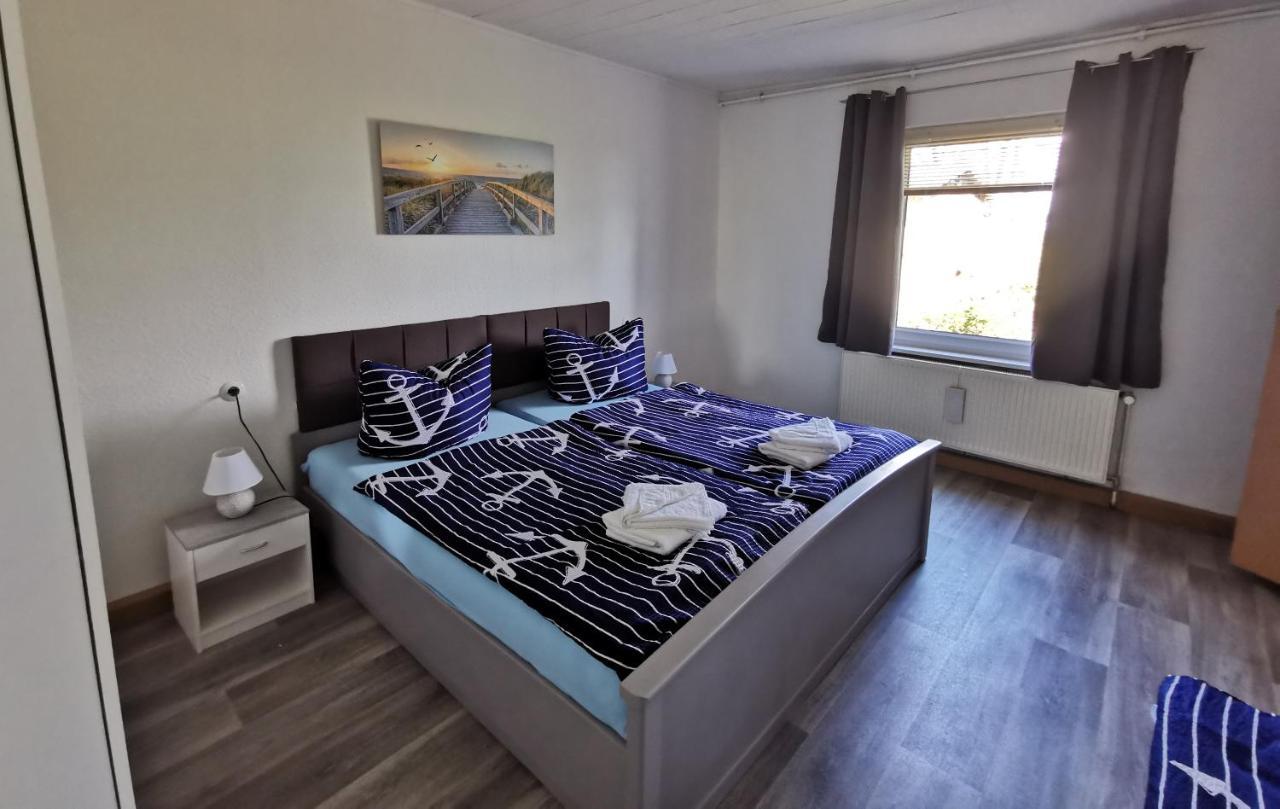 Ferienwohnung Am Stadtrand Garz Ruegen Exterior photo